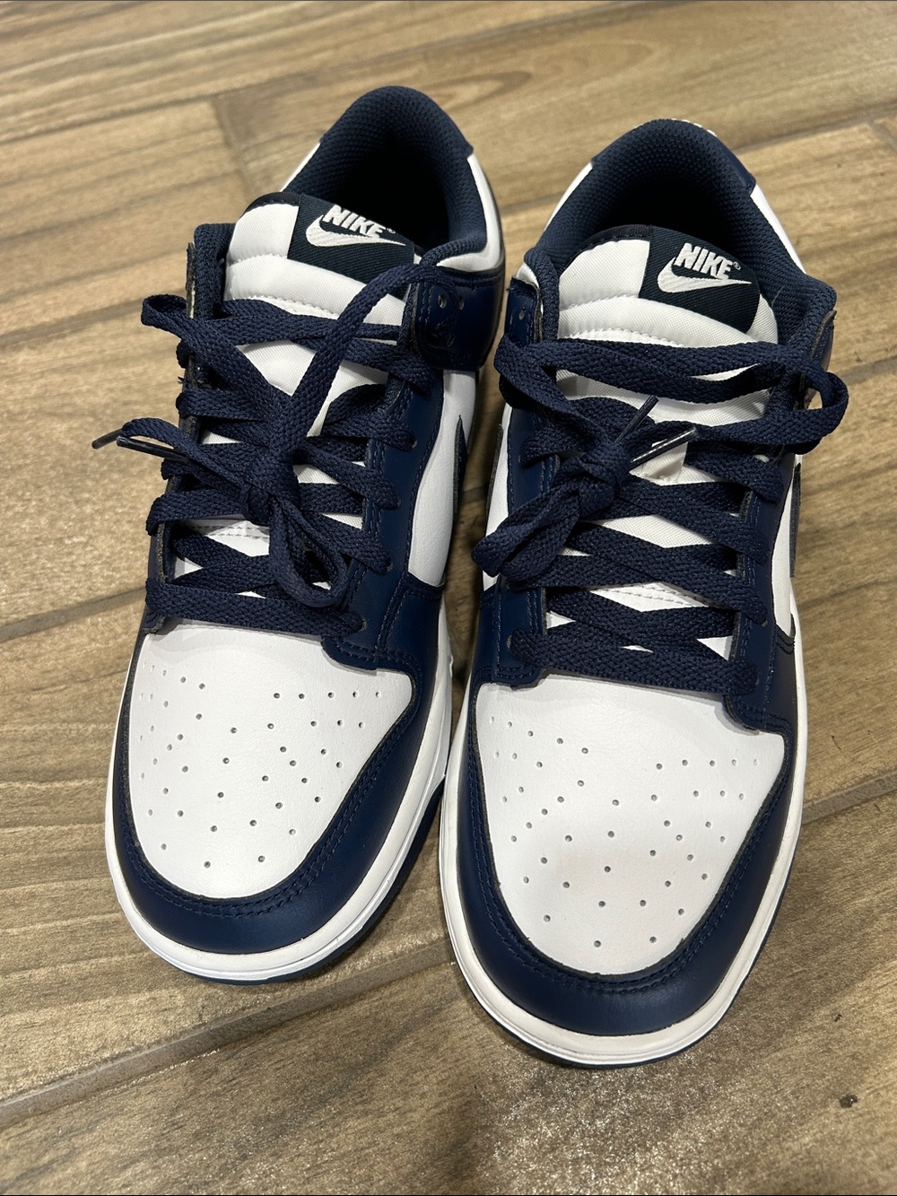 Brand New 9.5 Nike Dunk Low-Top Sneakers in White & Navy Blue